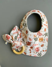 Load image into Gallery viewer, Autumn Garden Teething Ring