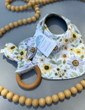 Load image into Gallery viewer, Floral Fields Teething Ring