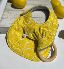 Load image into Gallery viewer, Lemon Slices Teething Ring
